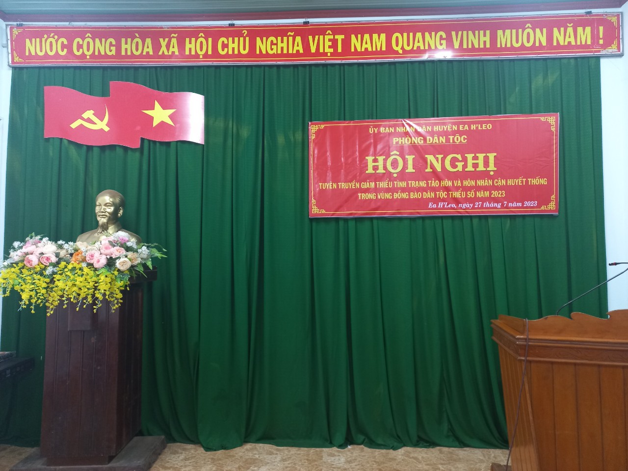 Hội nghị tuyên truyền giảm thiểu tình trạng tảo hôn và hôn nhân cận huyết thống ở xã Ea H’Leo